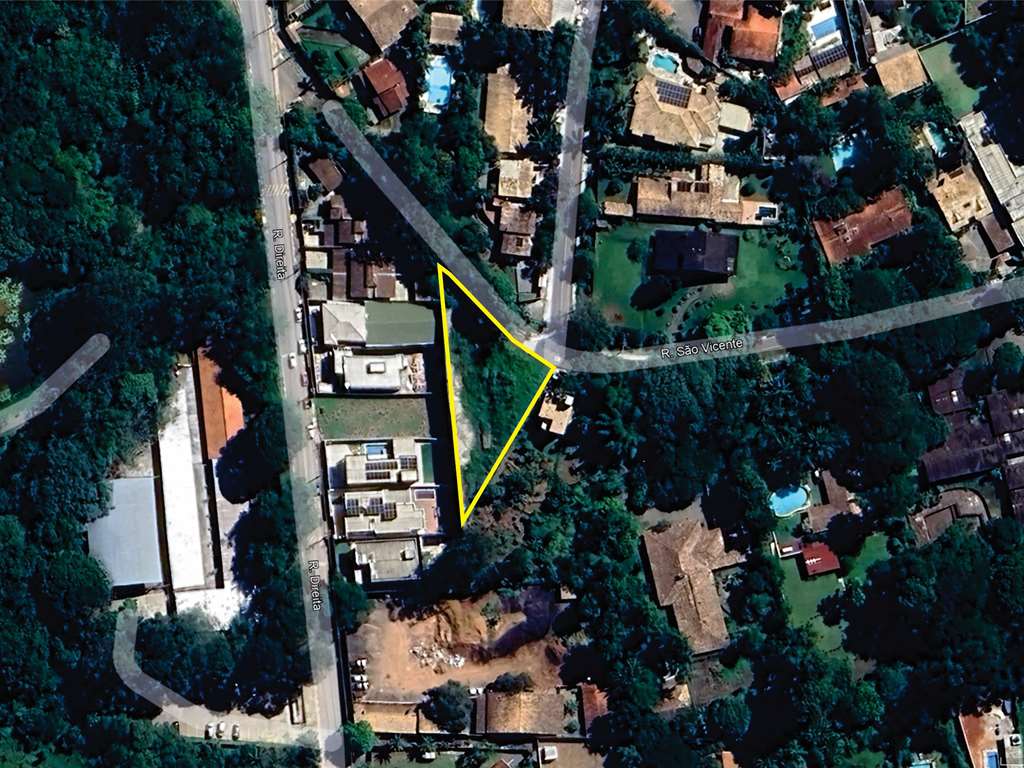 La photo aerea bolsão.jpg a été réduite de 89.3 % le Segunda-feira 12 Agosto 2024 à 13:08 par Photo Réducteur v4.10 à télécharger sur http://www.emjysoft.com/