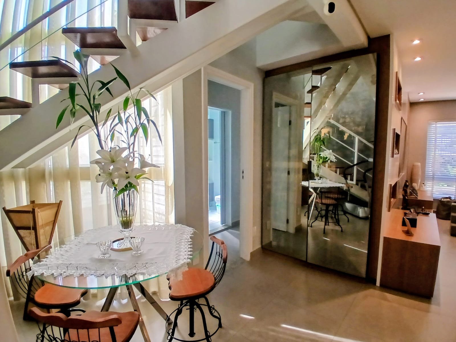 WhatsApp Image 2026-04-16 at 22.30.00 (1)